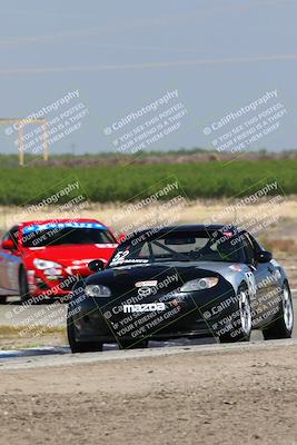 media/Apr-30-2022-CalClub SCCA (Sat) [[98b58ad398]]/Group 2/Race (Grapevine)/